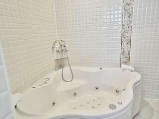 Апартаменты Apartment on Urlivska Street Киев Апартаменты-16